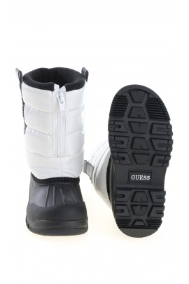 White girl snow boots, GUESS