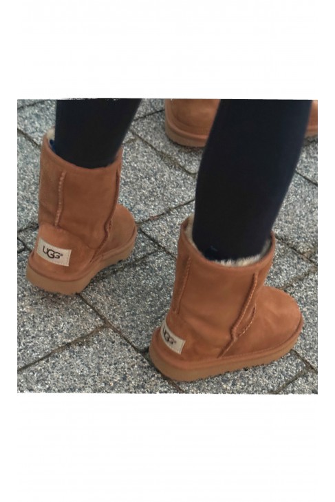 Short brown boots, UGG